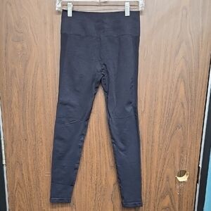 Sunzel Size M Black Butt Scrunch Style Athletic Leggings